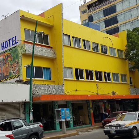 Hotel Avenida Tuxtla Gutiérrez Kültér fotó